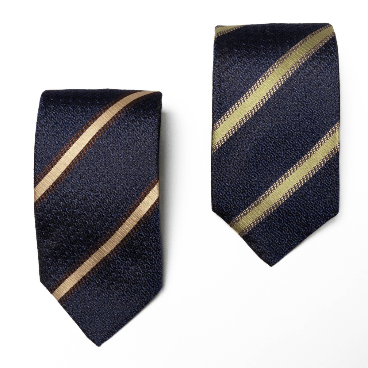 独鈷夫婦縞　玉子鼠色