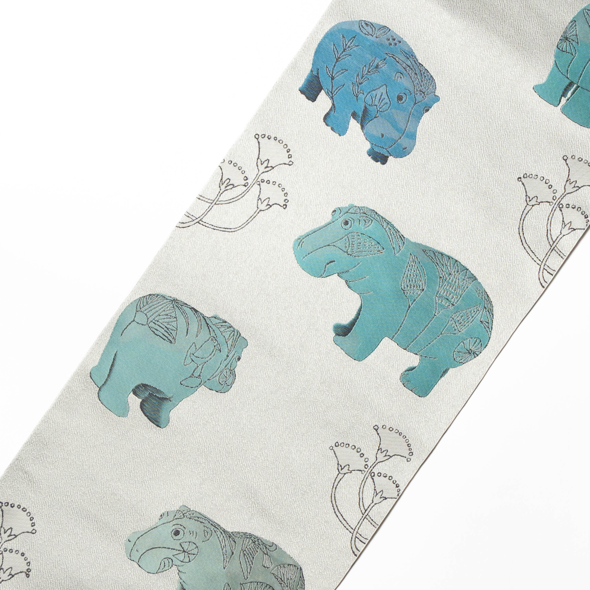 Ancient Culture　幸せの青いカバ　パールホワイト