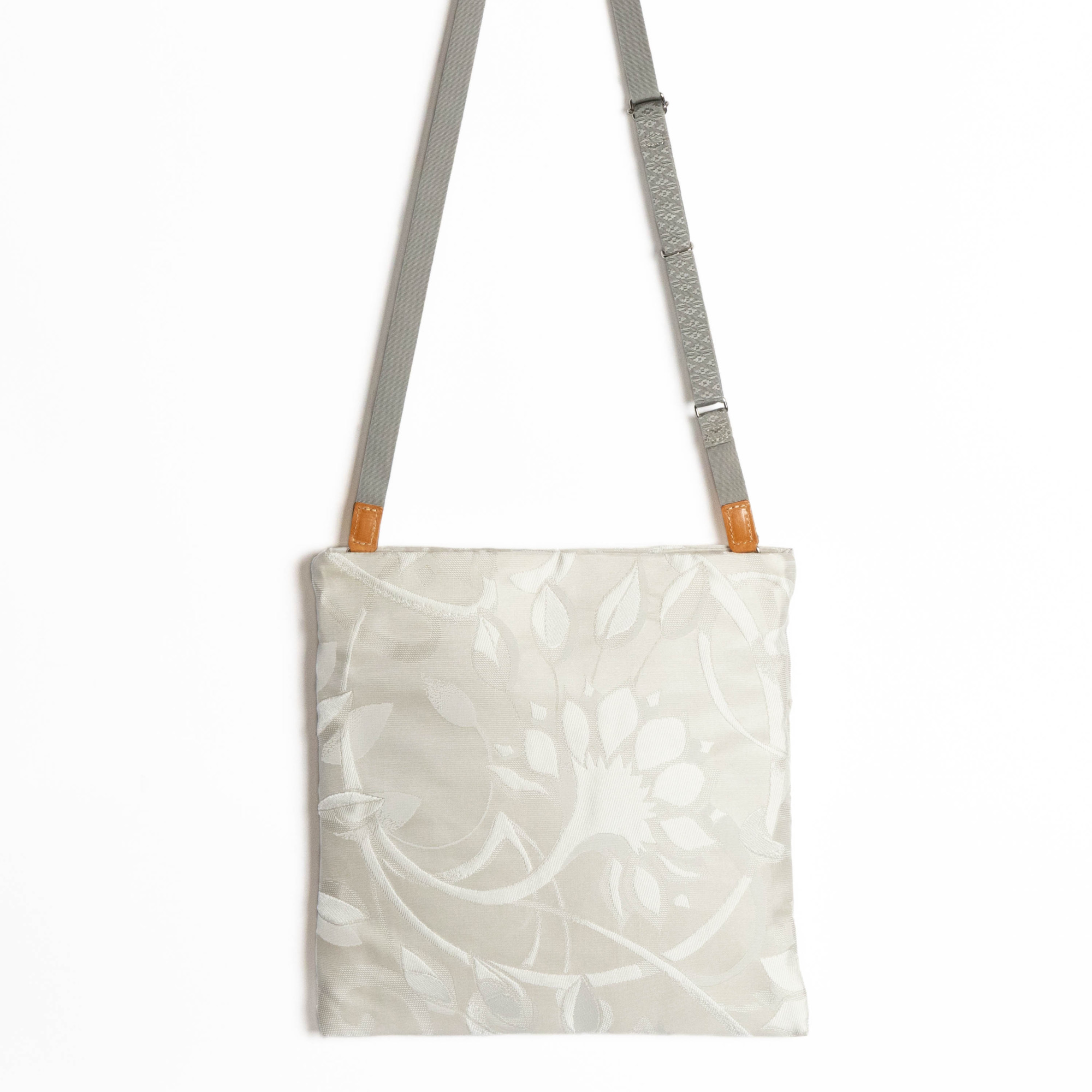 おたいこばっぐ〈サボテン/白〉