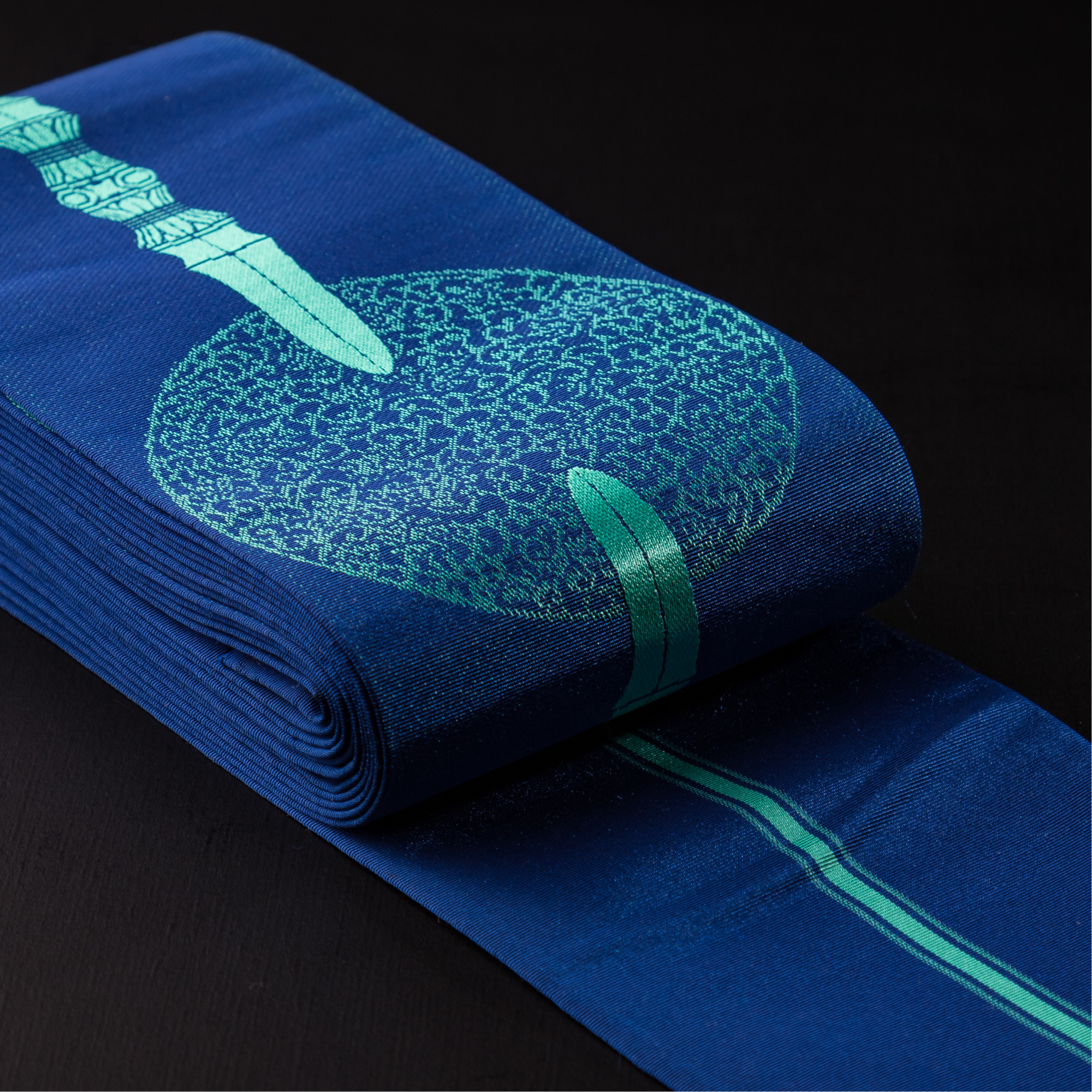 Yamaobi by Hiromine Nakamura -独鈷華皿/瑠璃紺に緑青-