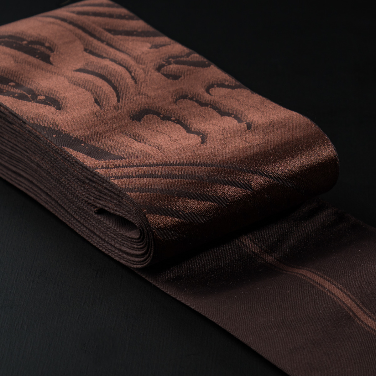 Yamaobi by Hiromine Nakamura -波しぶき/黒鳶色-