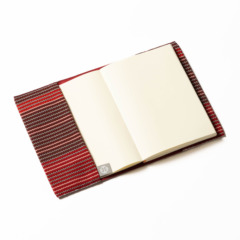 ブックカバー〈麻絹/臙脂〉