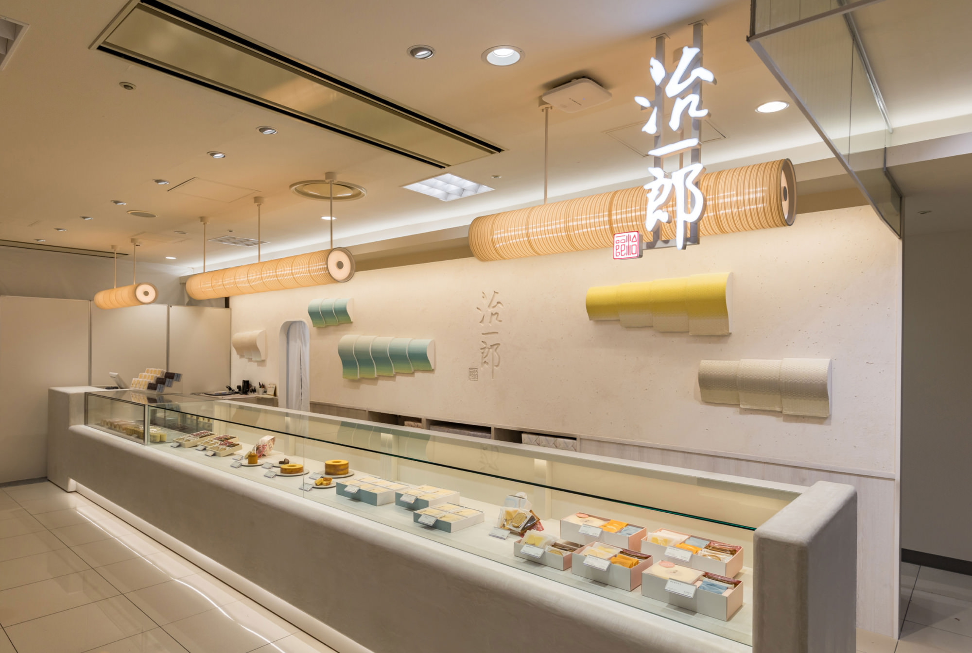 治一郎様博多大丸店舗アートワーク